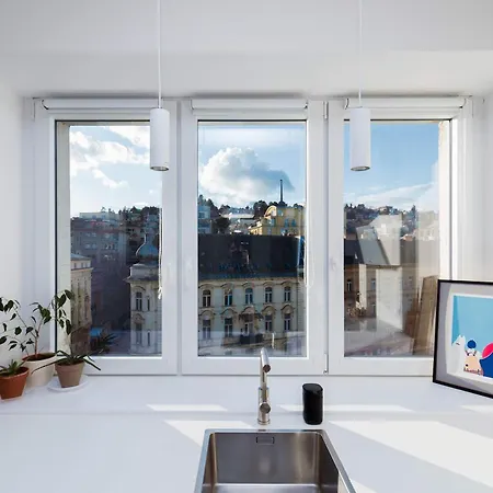 Old Town Velvet Retreat - Style And Comfort Apartment Bratislava