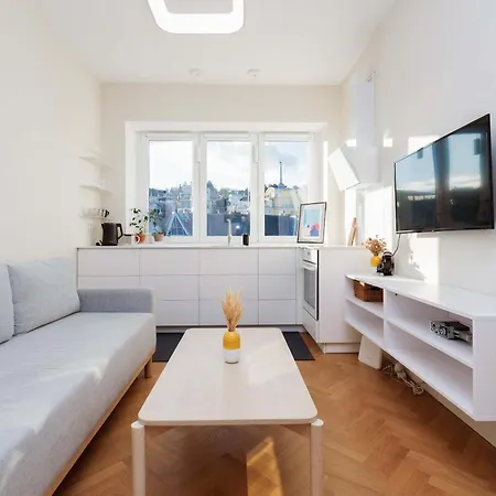 Old Town Velvet Retreat - Style And Comfort Apartment Bratislava